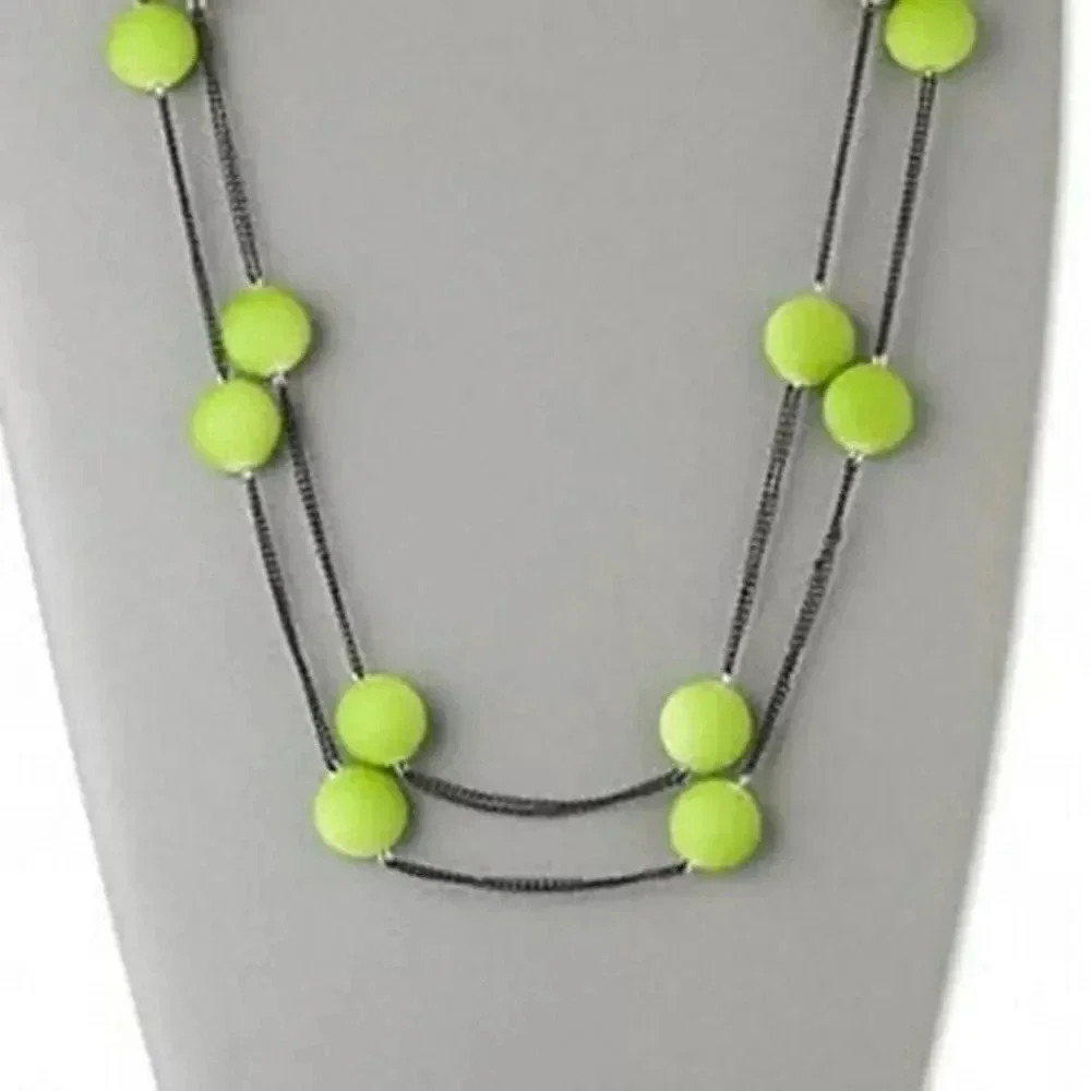 Long Retro 63" Single Strand Black Metal Chain & Lime Green Beads Necklace - Picture 1 of 1
